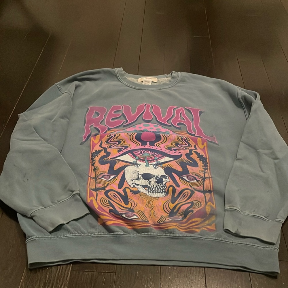 URBAN OUTFITTER: crew S/M